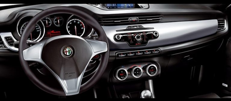 Alfa Romeo Giulietta Dashboard Lights And Meaning - warningsigns.net